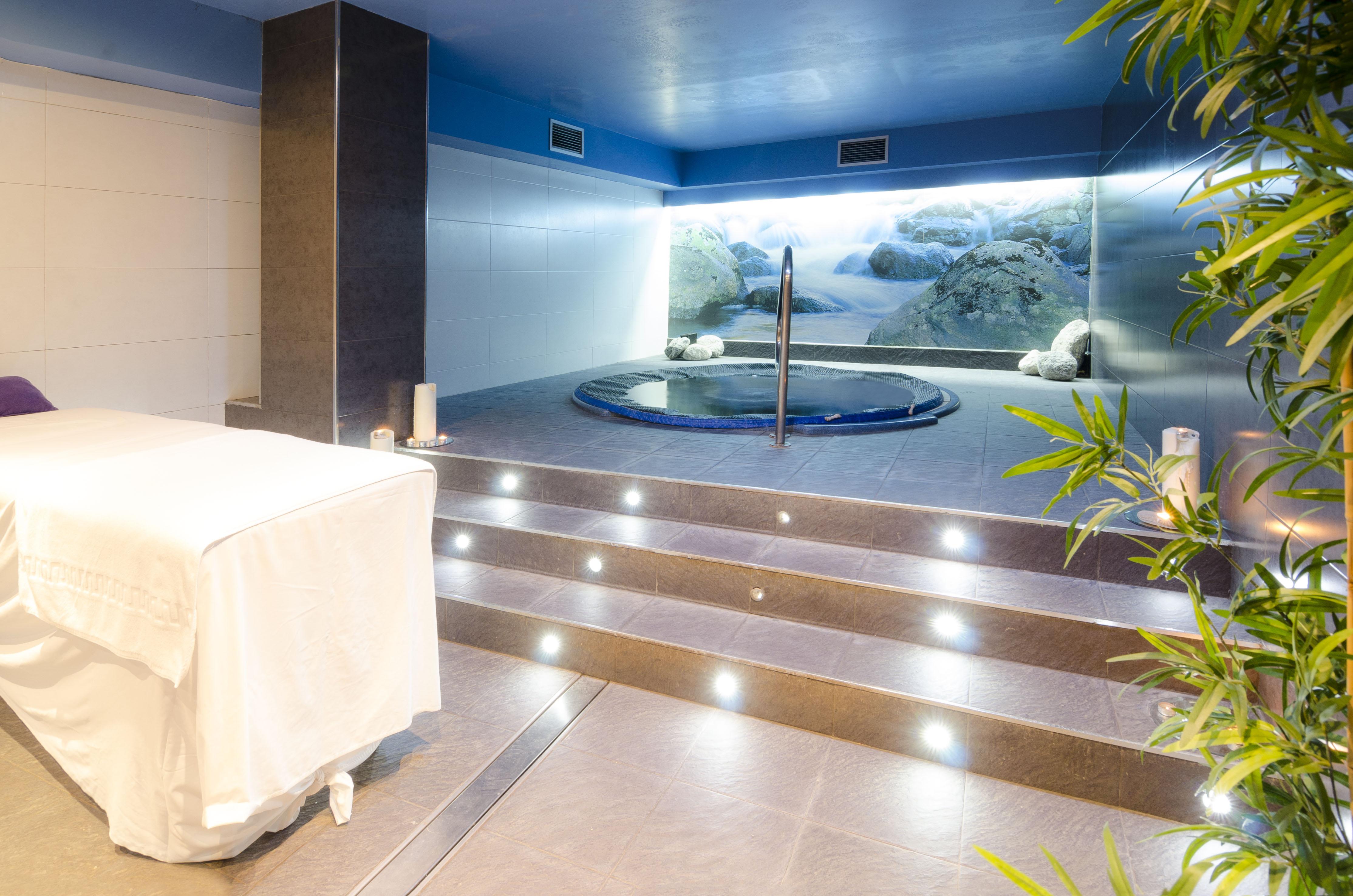 Hotel Arha Potes & Spa Exterior photo