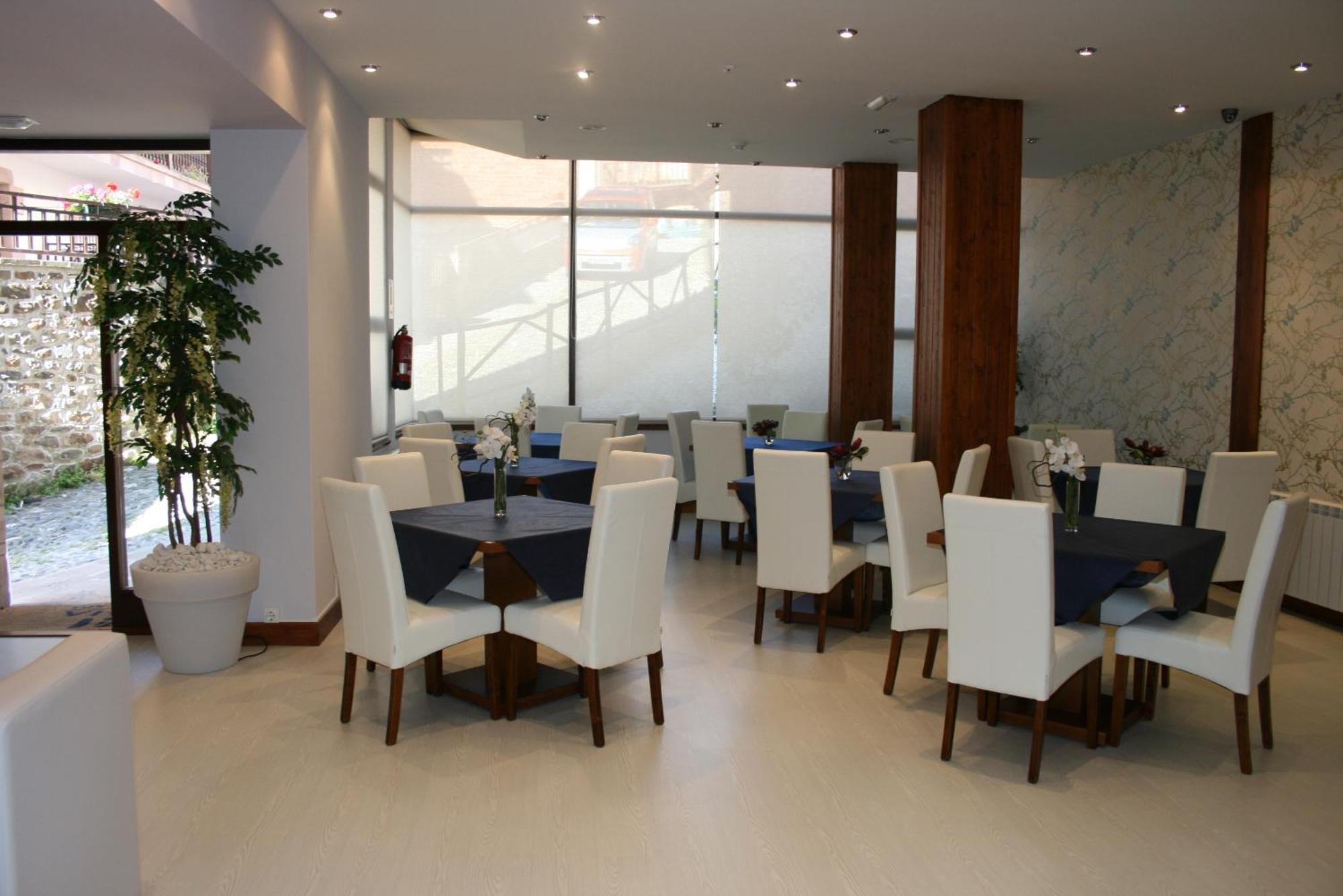 Hotel Arha Potes & Spa Exterior photo