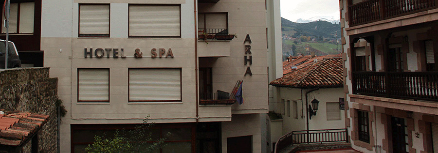 Hotel Arha Potes & Spa Exterior photo